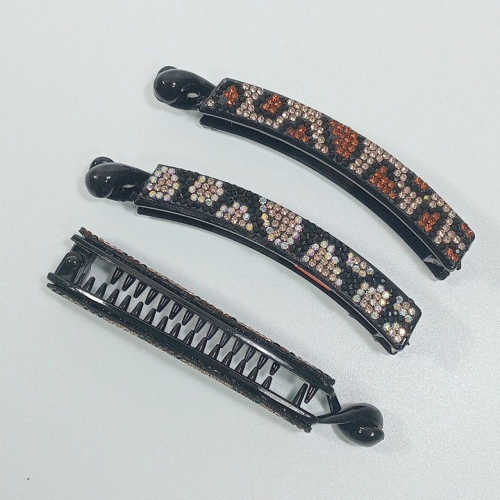  Банан (цена за 1шт), глянцевый пластик, стразы, арт. 6214