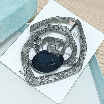  Брошь арт. 27234-1 (металл, стразы), 5.5х6.5см