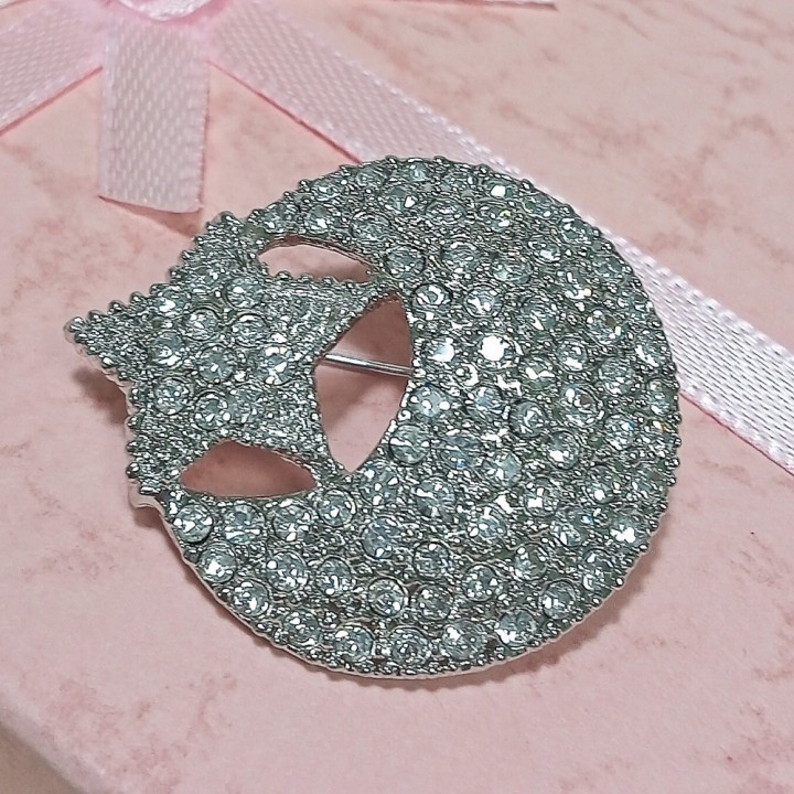  Брошь арт. 27277 (металл, стразы), 3.5см