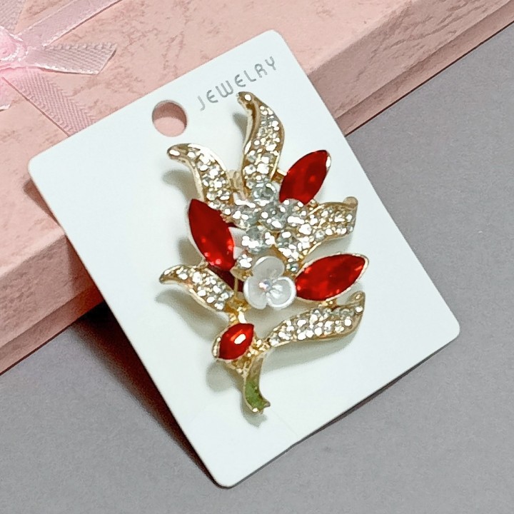  Брошь арт. 27197 (металл, стразы), 4х6см