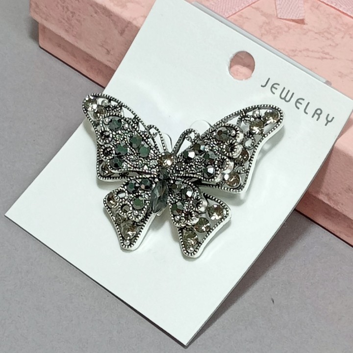  Брошь арт. 27132 (металл, стразы), 4х5см