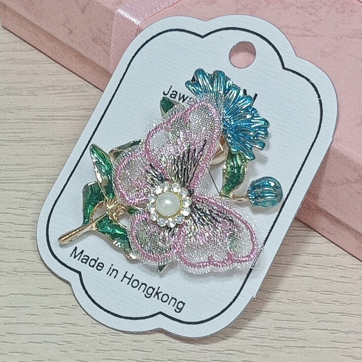  Брошь арт. 2711 (металл, стразы, эмаль, органза), 4х5см