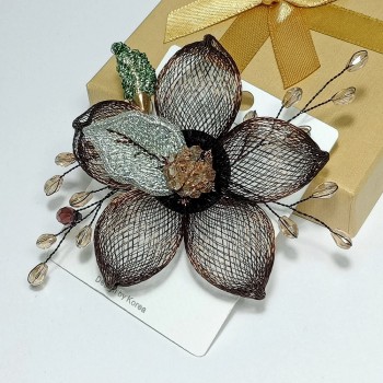  Брошь/зажим арт. 27101-4 (металл, органза, стекл. бусины), 7.5см