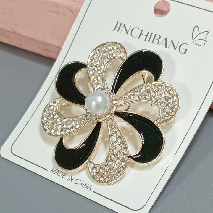  Брошь арт. 27421-1 (металл, стразы, эмаль, иск. жемчуг), 4.7см