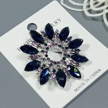  Брошь арт. 27224 (металл, стразы), 4см