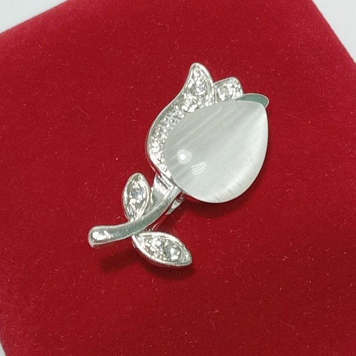  Брошь, арт. 27332 (металл, стразы), 1.5х3см