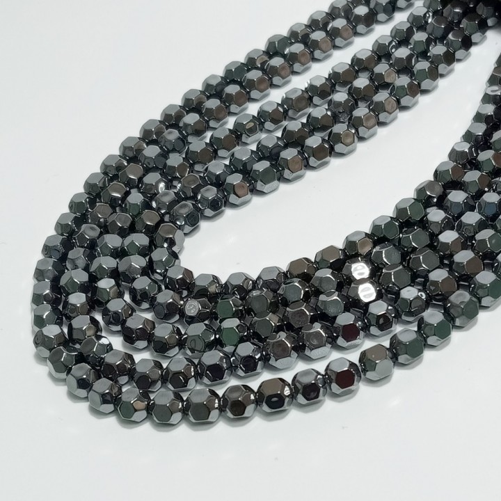 Бусины из гематита, граненые, размер 5.5мм, 67шт. в нити