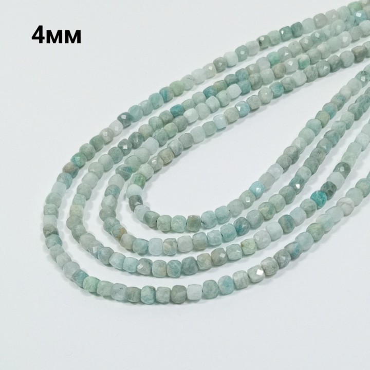 Бусины из амазонита "кубик", 4мм, 100шт в нити. 